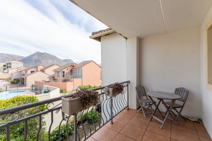 2 Bedroom Property for Sale in Muizenberg Western Cape